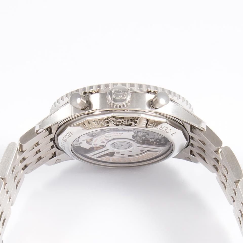 Breitling Navitimer