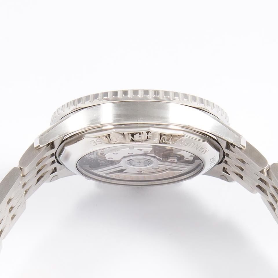 Breitling Navitimer