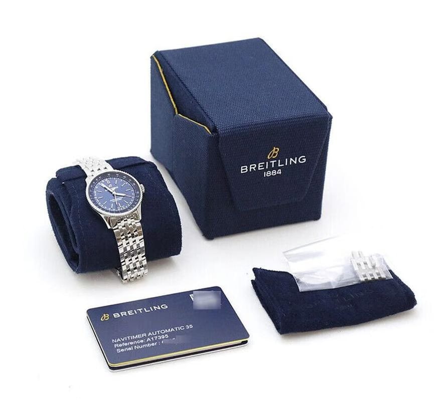 Breitling Navitimer