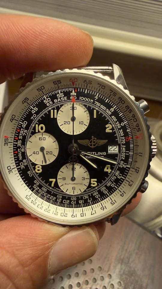 Breitling Navitimer