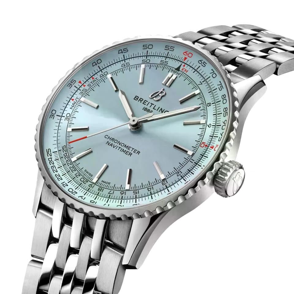 Breitling Navitimer