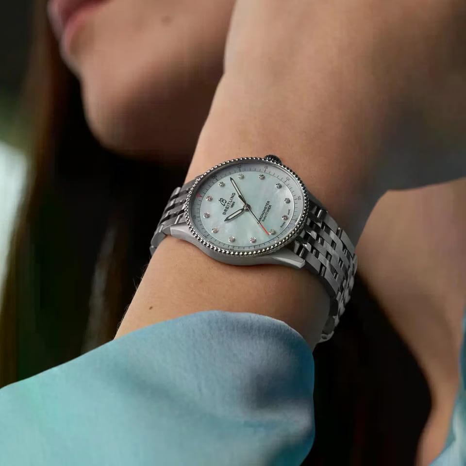 Breitling Navitimer