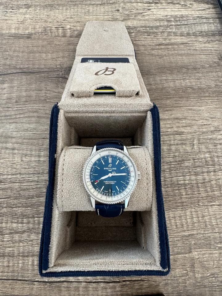 Breitling Navitimer