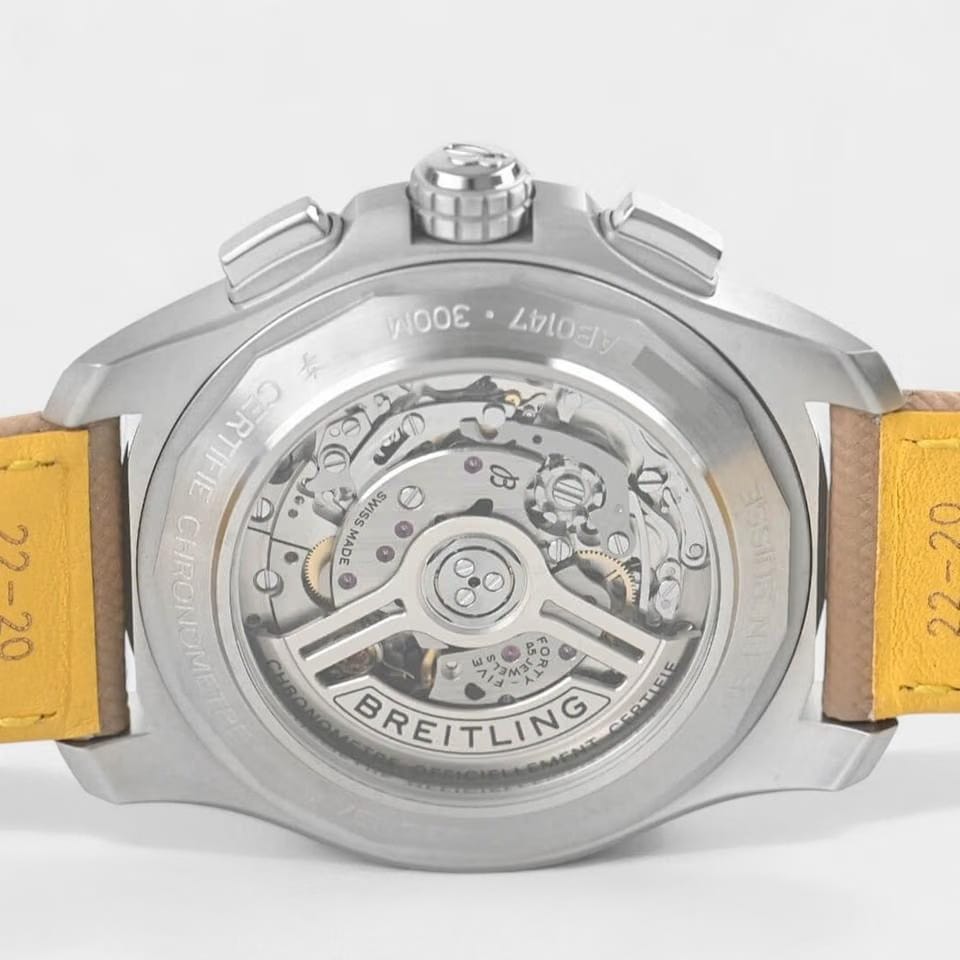 Breitling Avenger B01 Chronograph / Steel / 44mm / Box&Papers / AB0147101 A1 X1
