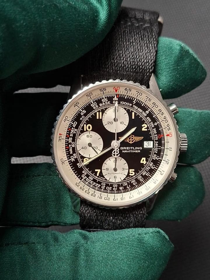 Breitling Navitimer