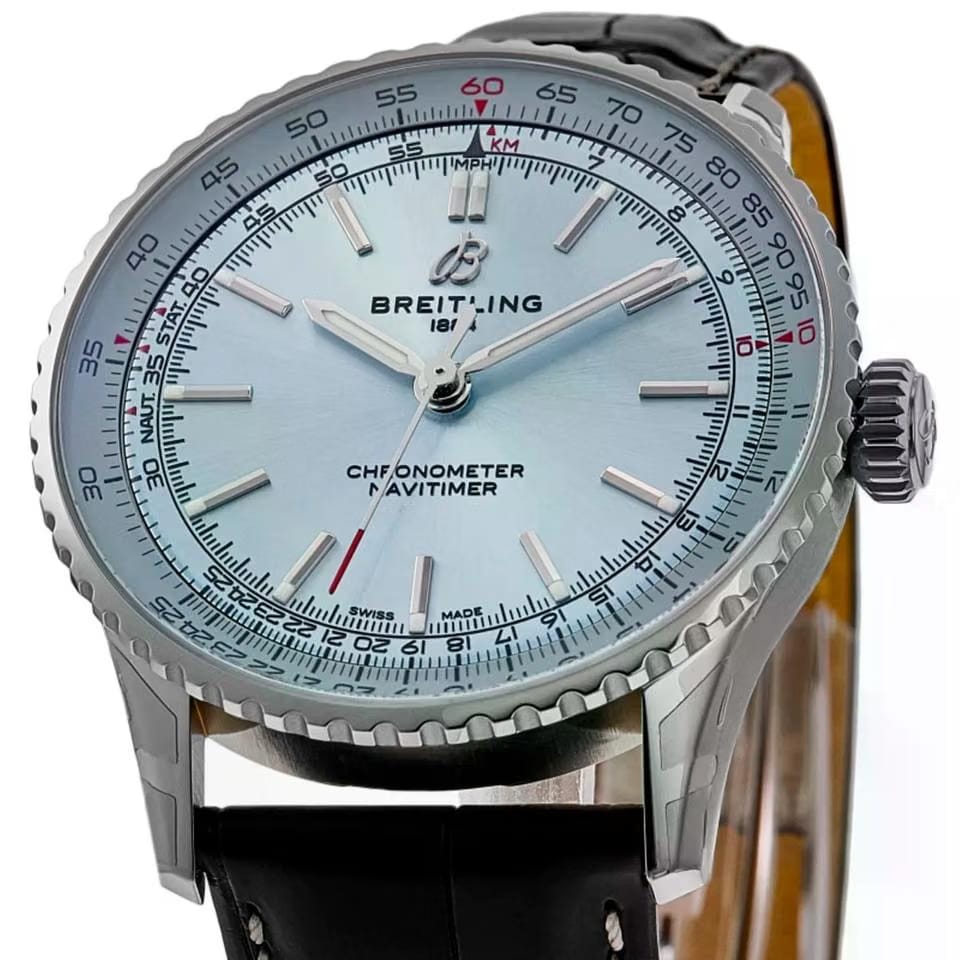 Breitling Navitimer