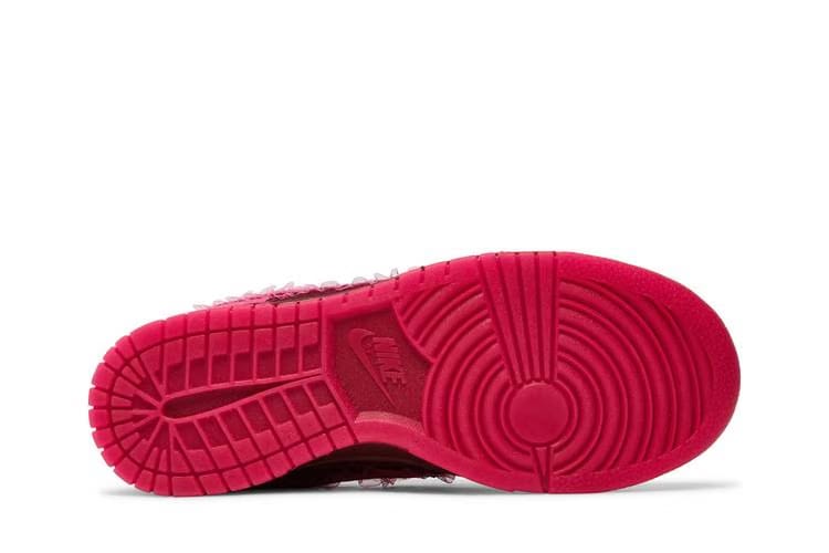 Wmns Dunk Low ValentineS Day