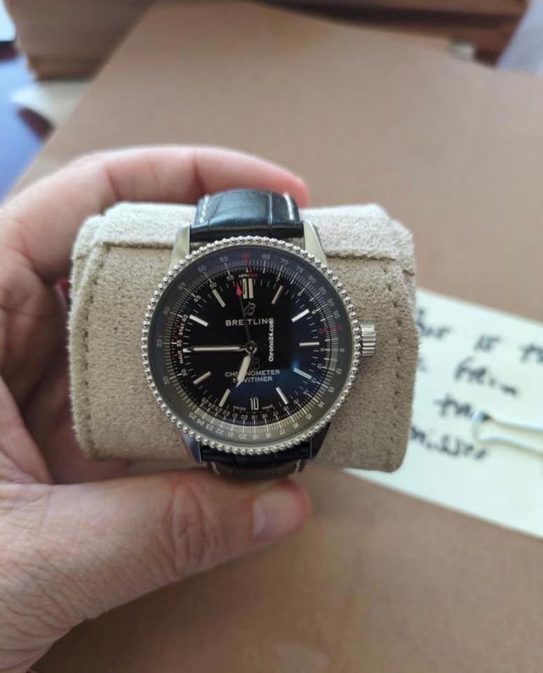 Breitling Navitimer