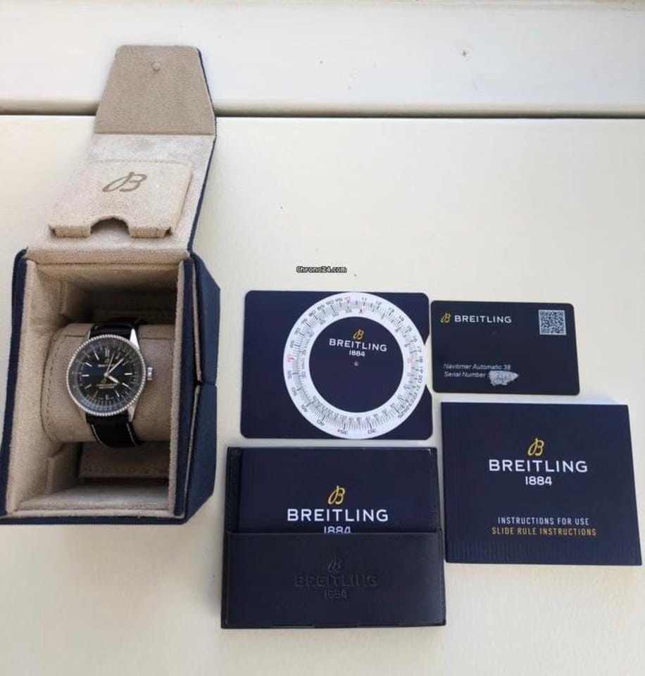 Breitling Navitimer