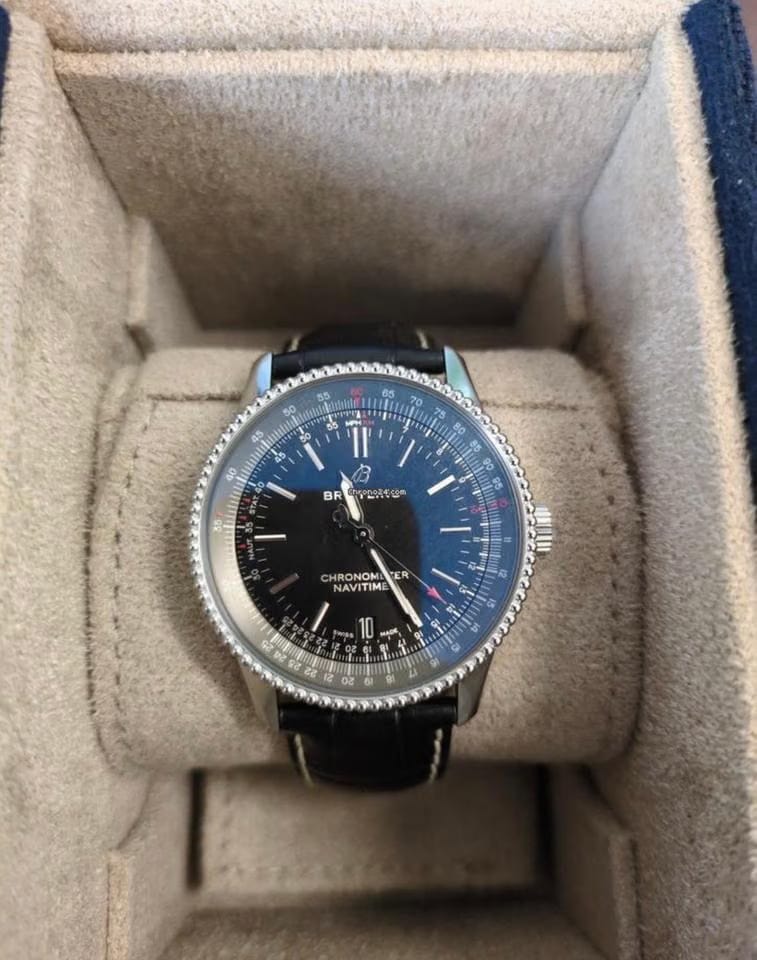 Breitling Navitimer