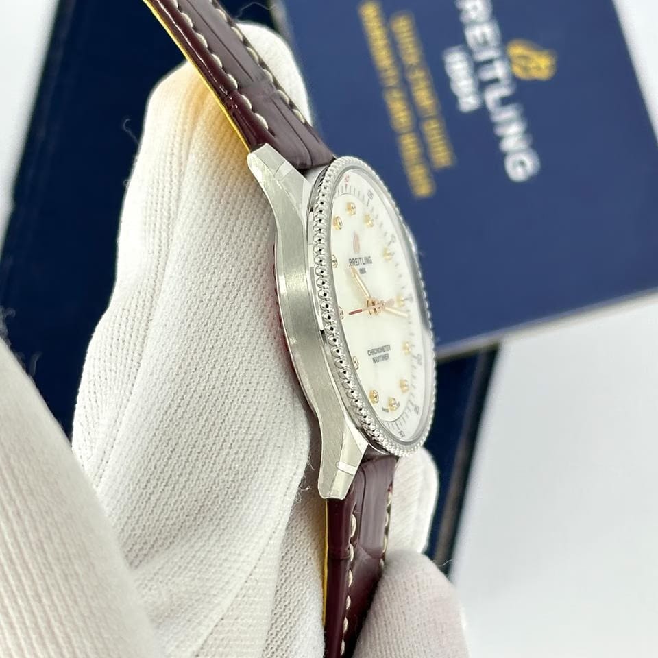 Breitling Navitimer