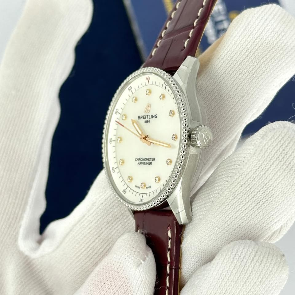 Breitling Navitimer