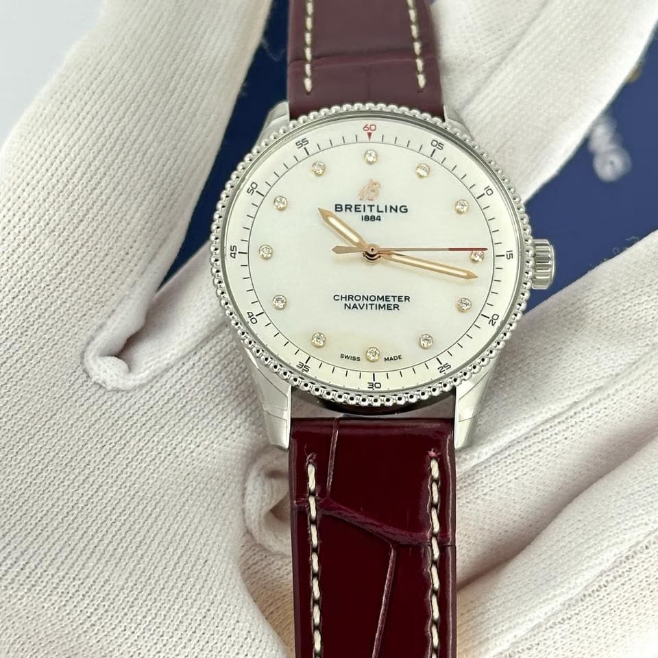 Breitling Navitimer