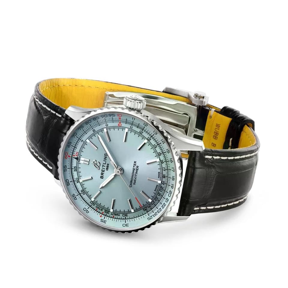 Breitling Navitimer