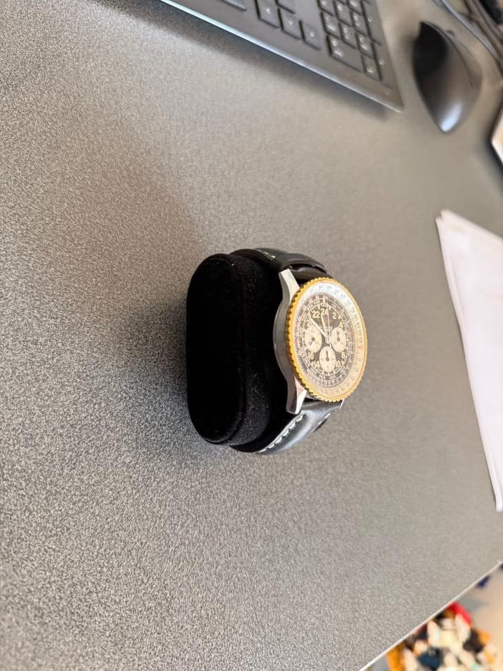 Breitling Navitimer