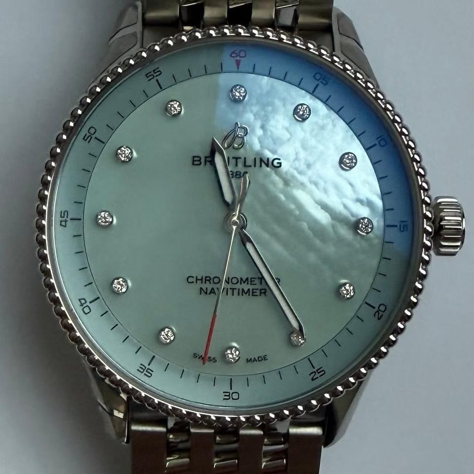 Breitling Navitimer