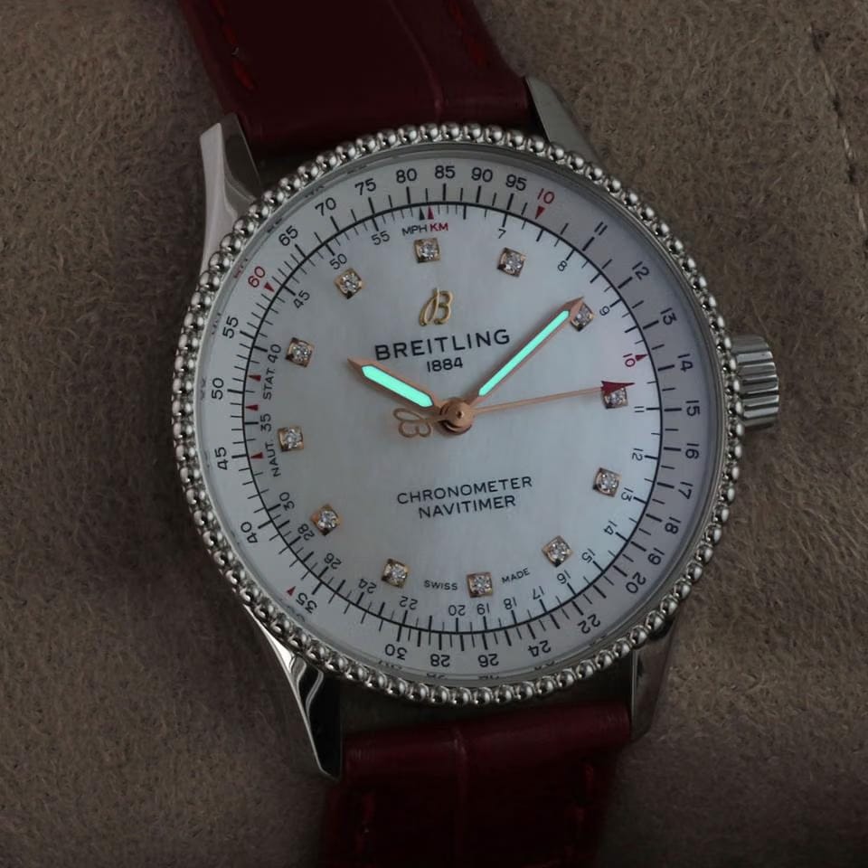 Breitling Navitimer Automatic 35 a17395211a1p6