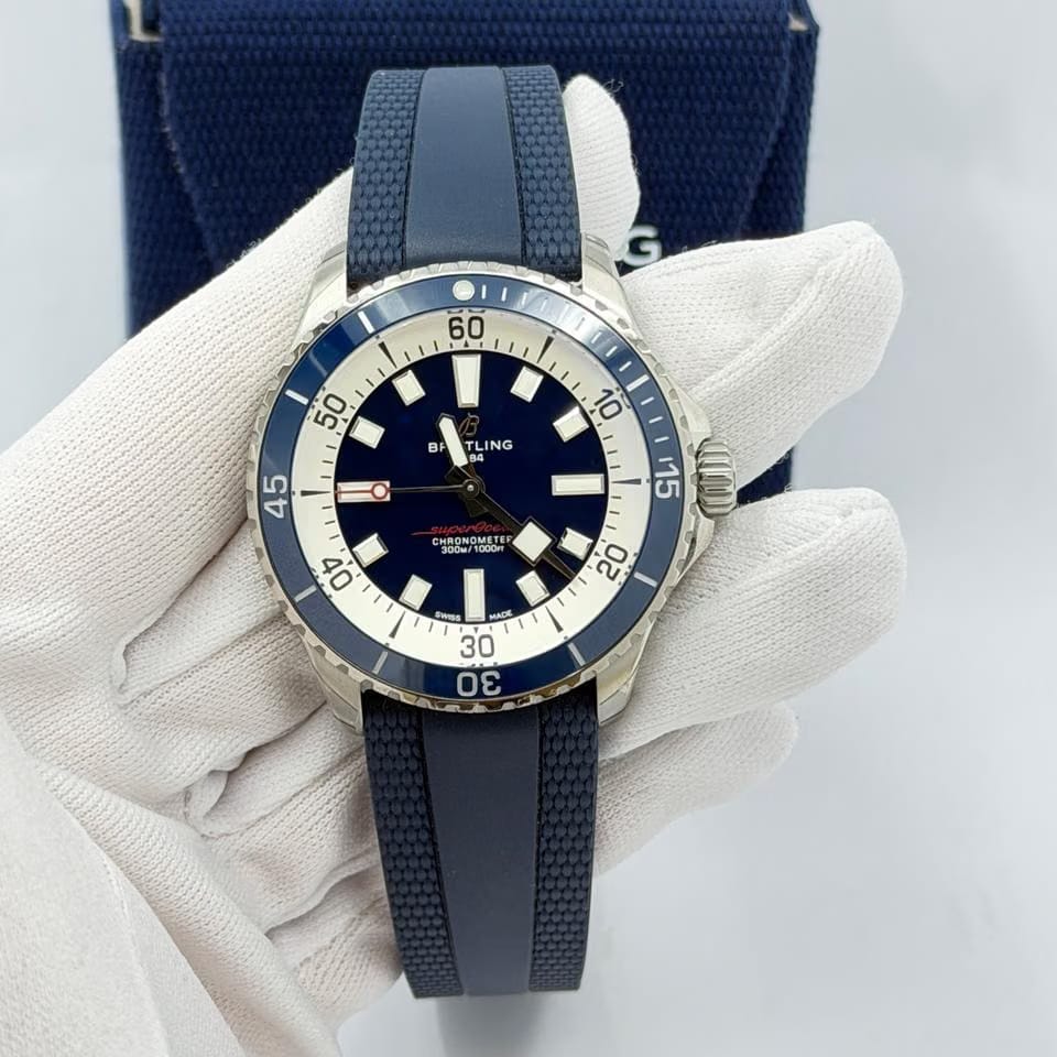 Breitling Superocean 42 UNWORN 2025 Superocean Automatic 42mm A17375 E71 C1 S1 box & papers