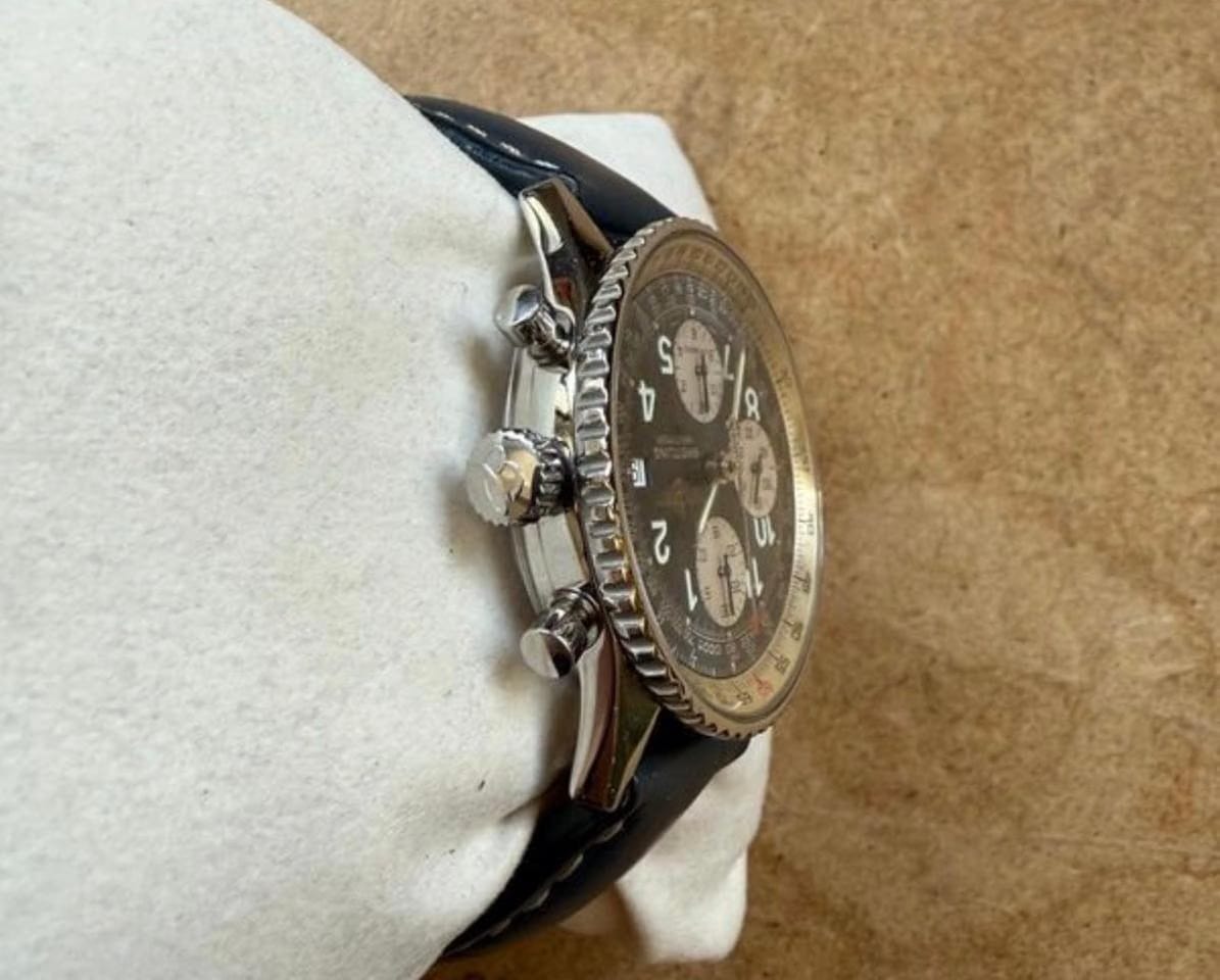 Breitling Old Navitimer A13022 cadran bleu 42mm de 1995