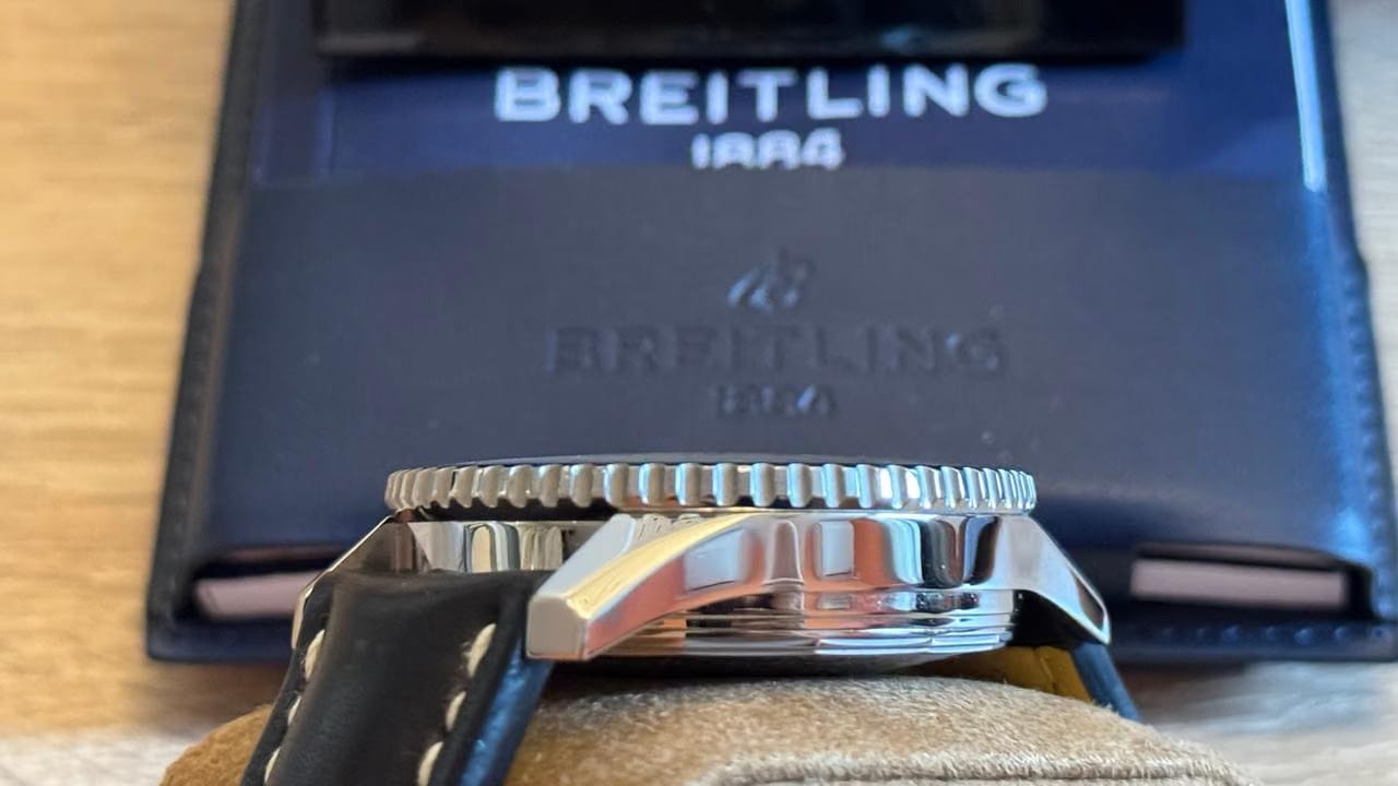 Breitling Navitimer GMTChronograph Gmt Full set like new - two leather straps