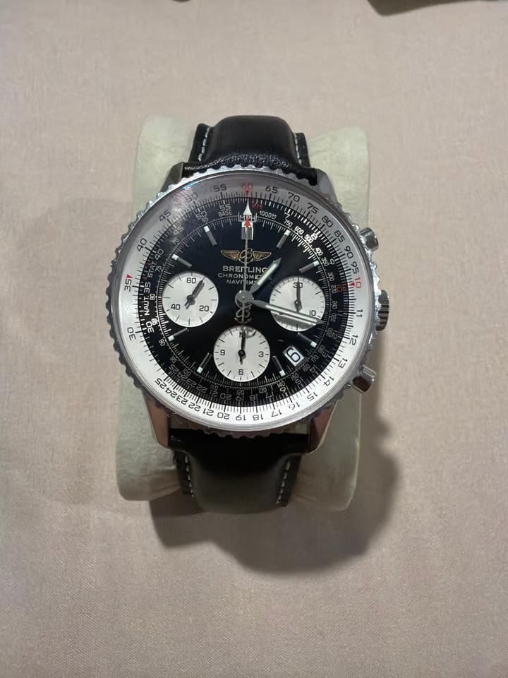 Breitling Navitimer A23322-011