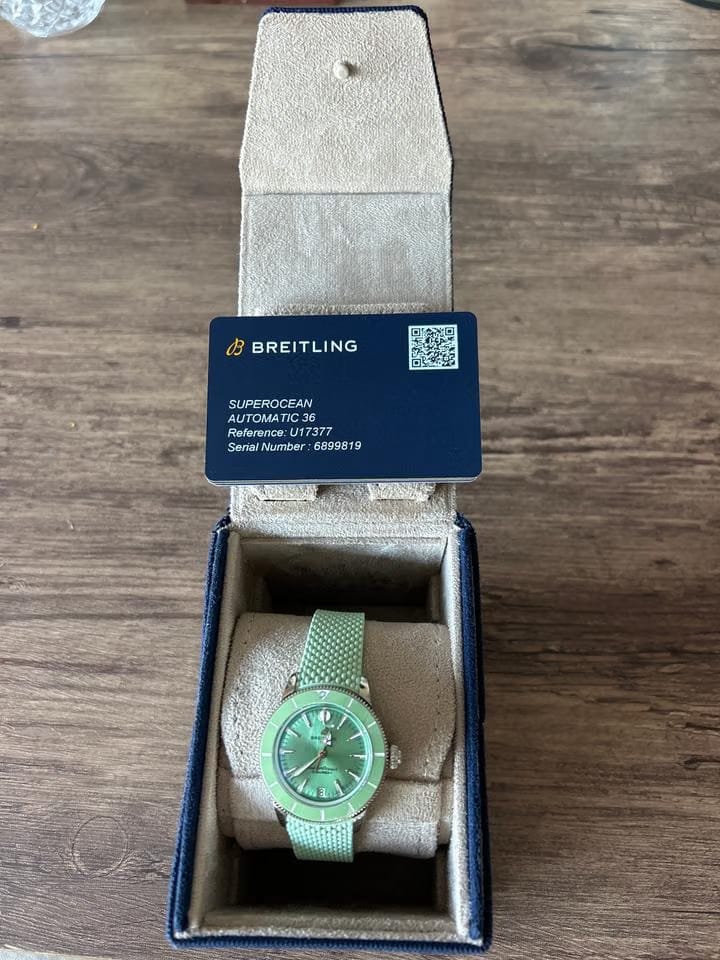 Breitling Superocean 36automatic 36 Boîte papiers jamais portée