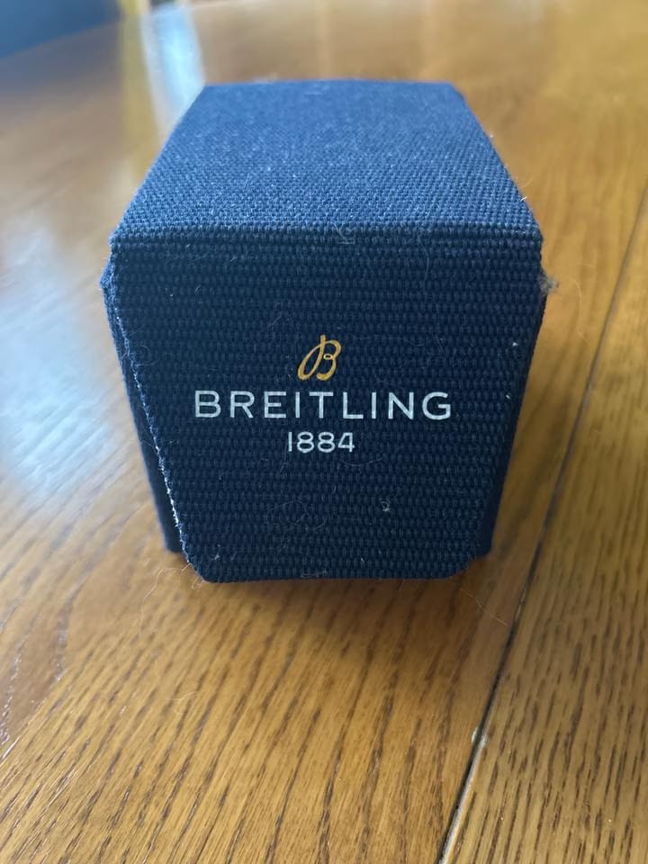 Breitling Navitimer Automatic 41 Nove nenošene s original doklady a krabičkou