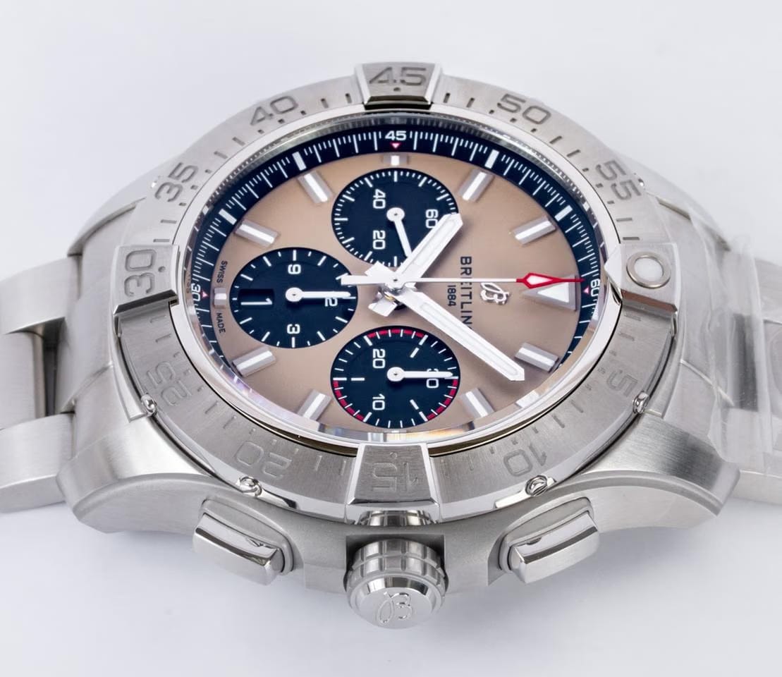 Breitling Avenger B01 Chronograph 44 NEW Full Set AB0147101 A1 A1 Steel 44mm