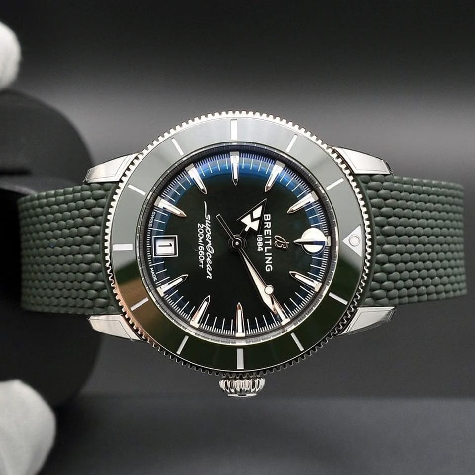 Breitling Superocean Heritage NEW Full Set Green Superocean Heritage B31 Automatic 40