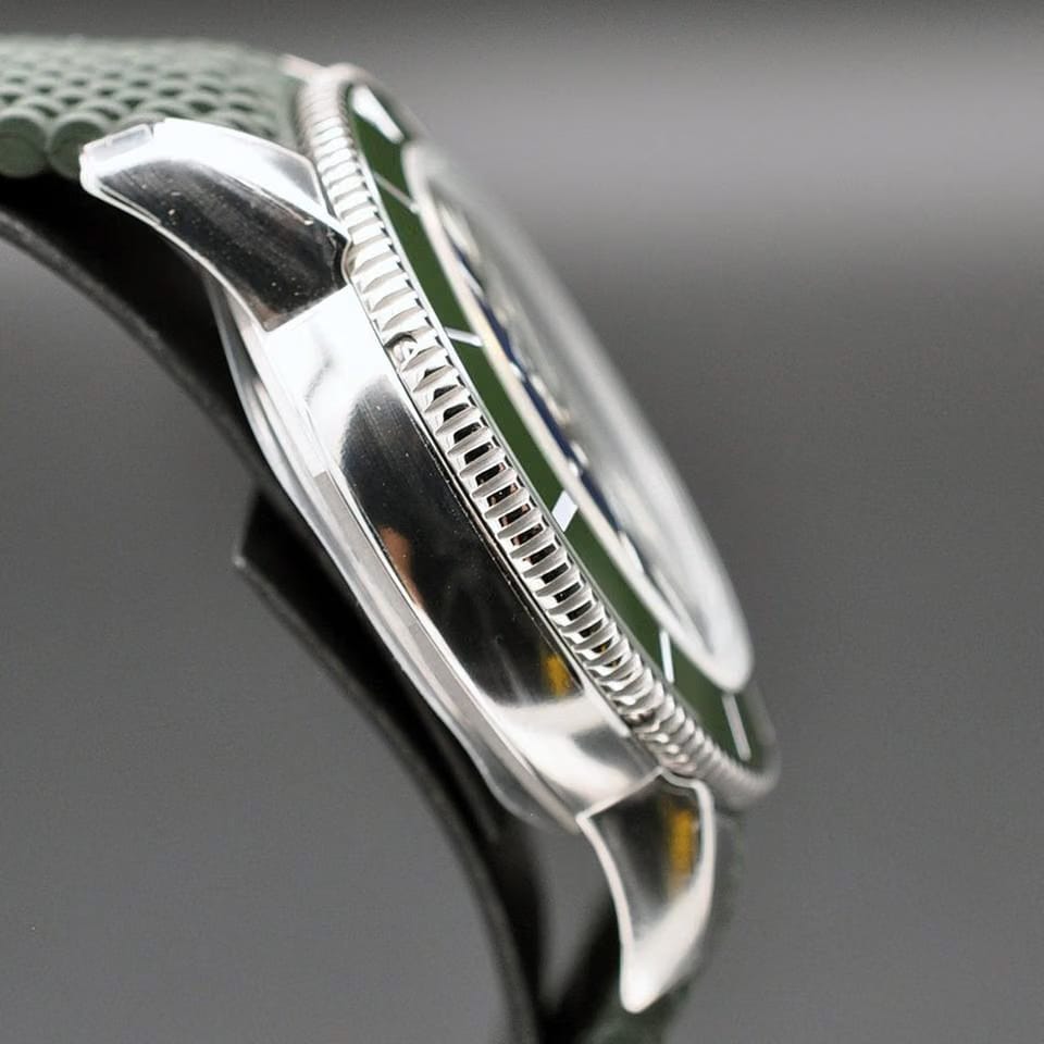 Breitling Superocean Heritage NEW Full Set Green Superocean Heritage B31 Automatic 40