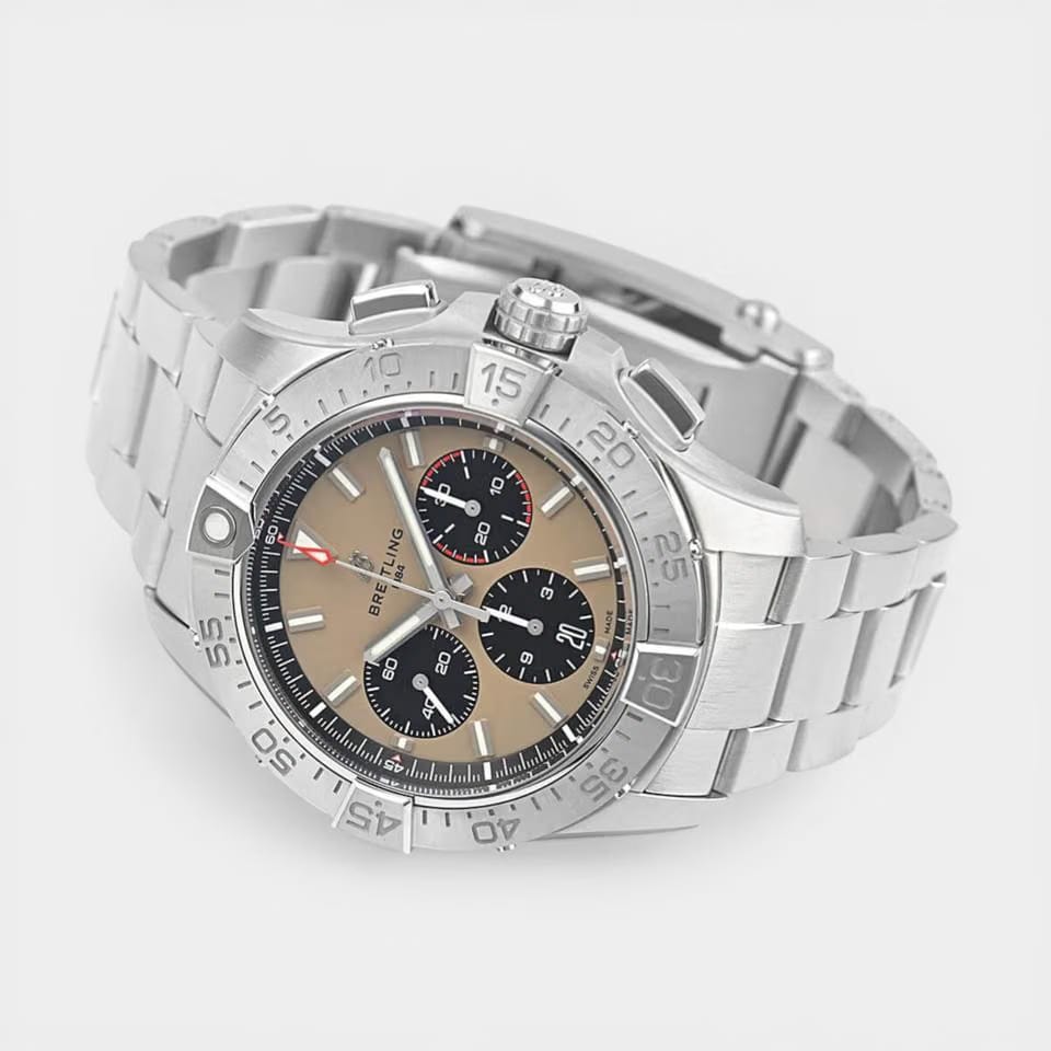 Breitling Avenger Steel / 44 mm / Box&Papers / AB0147101 A1 A1