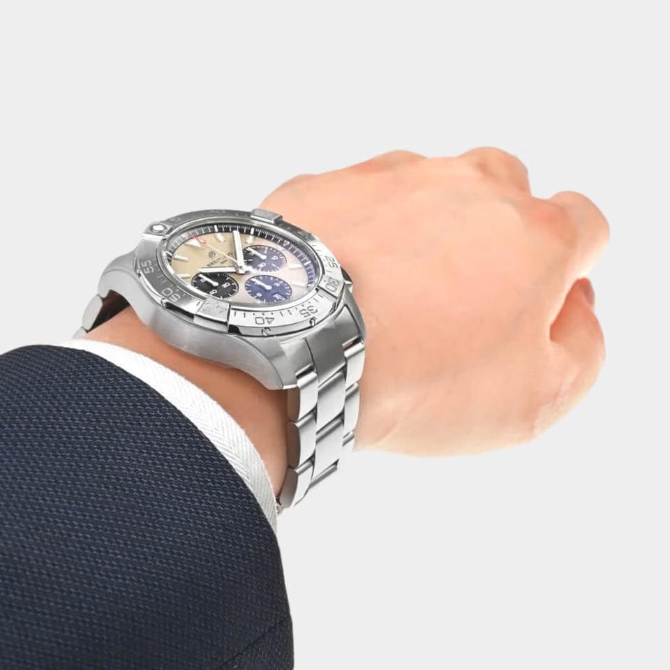 Breitling Avenger Steel / 44 mm / Box&Papers / AB0147101 A1 A1
