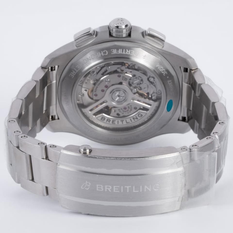 Breitling Avenger B01 Chronograph 44 NEW Full Set AB0147101 C1 A1 Steel 44mm