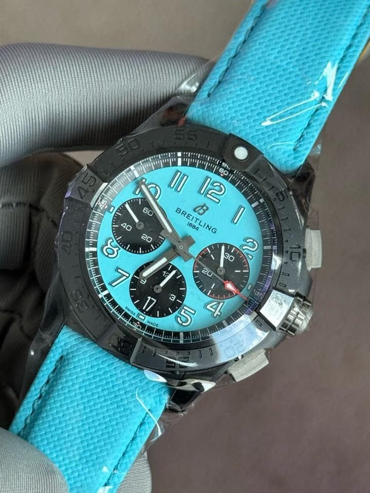 Breitling Avenger B01 Chronograph 42 Night Mission Avenger