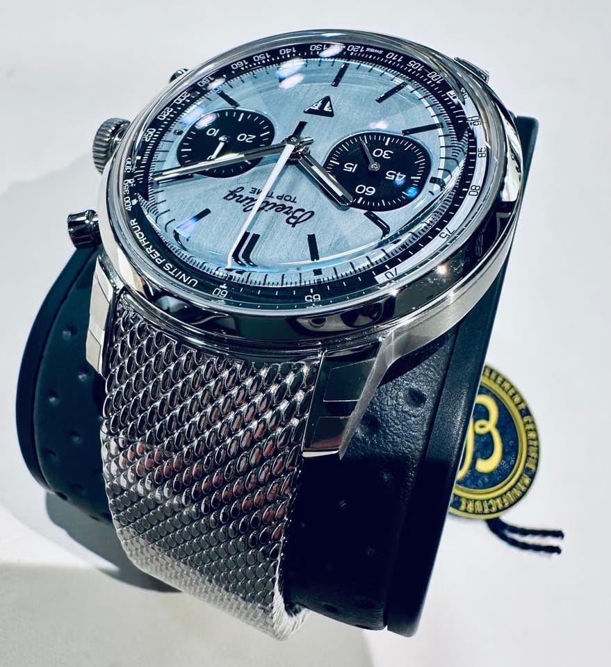 Breitling Top Time Ungetragene Top Time B01 Triumph Full Set