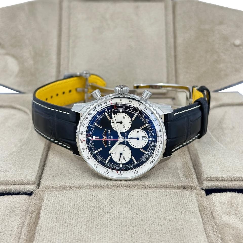 Breitling Navitimer 1 B01 Chronograph UNWORN 2025 Navitimer B01 Chronograph 41 AB0138211 B1 P1 box & papers