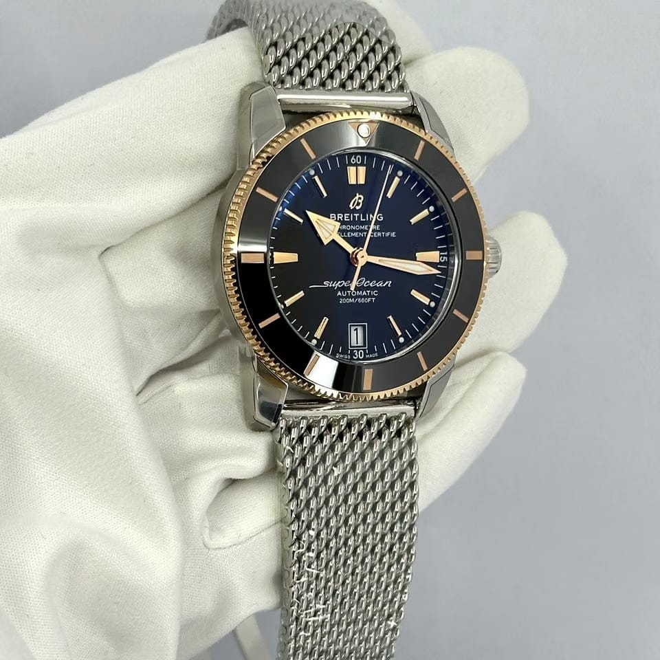 Breitling Superocean Heritage II 42 UNWORN 2025 Superocean Heritage II 42 UB2010121 B1 A1 box & papers