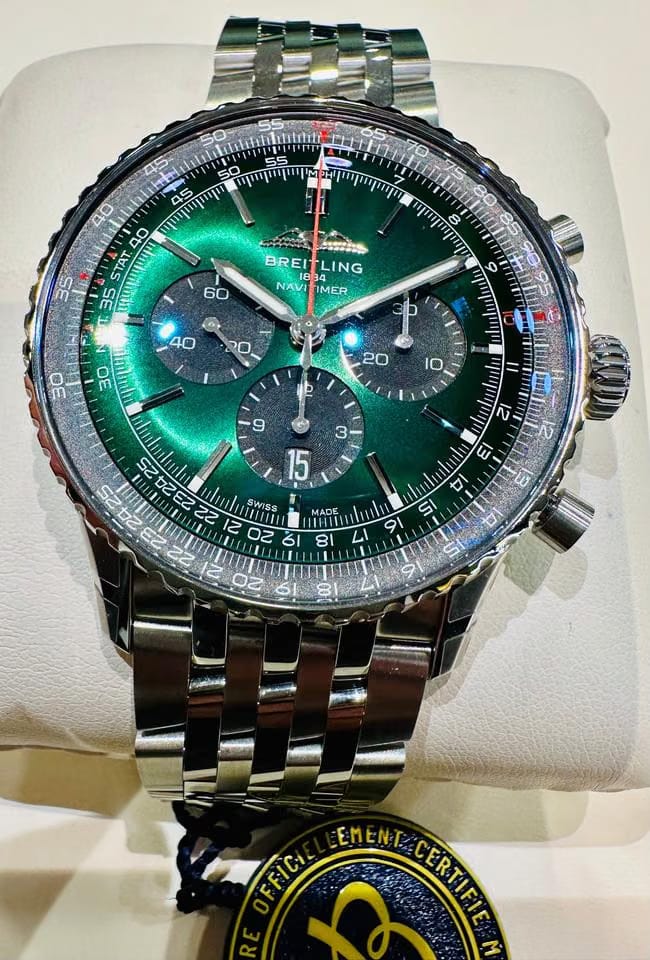 Breitling Navitimer 1 B01 Chronograph Ungetragene Navitimer B01 Chronograph 46 Full Set