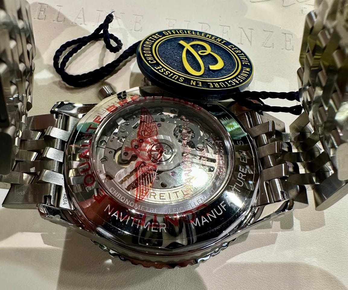 Breitling Navitimer 1 B01 Chronograph Ungetragene Navitimer B01 Chronograph 46 Full Set