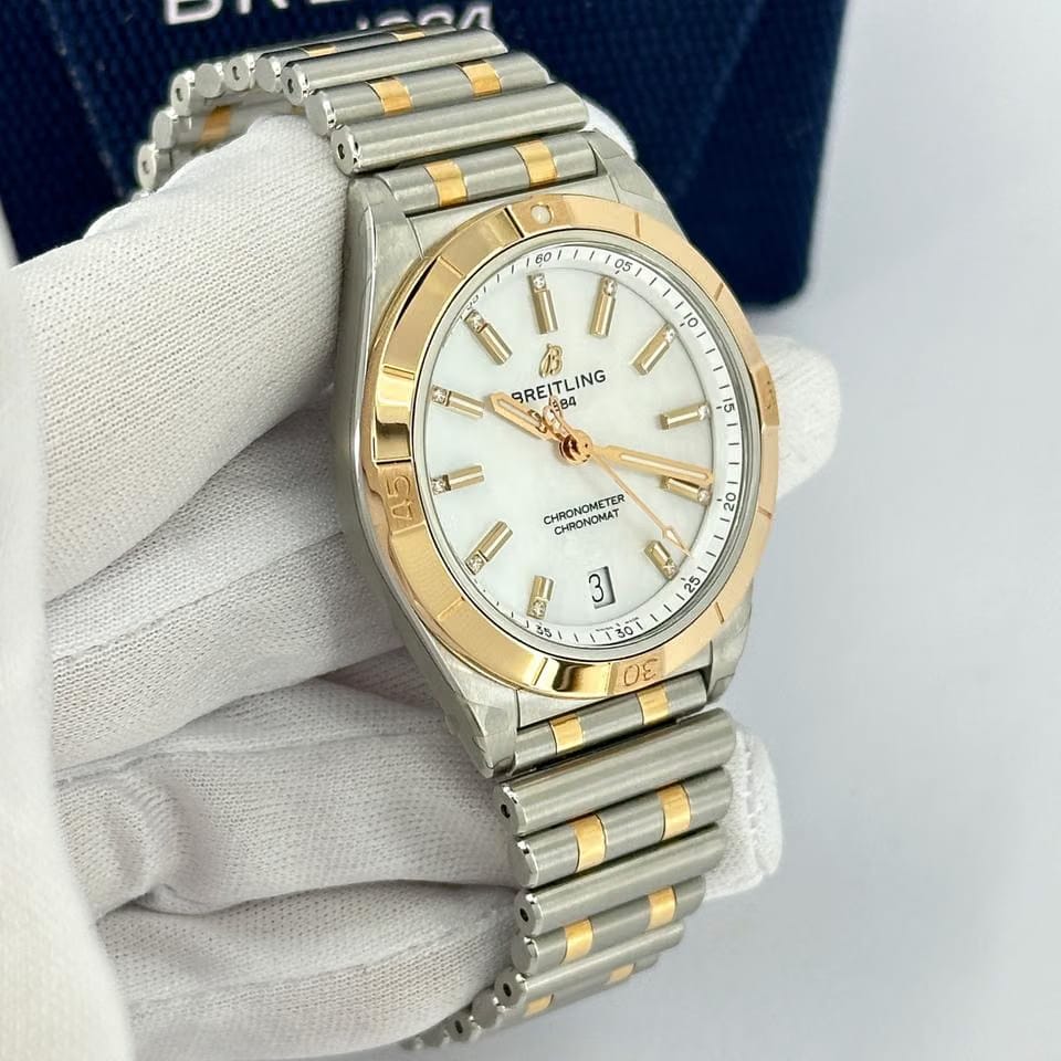 Breitling Chronomat 36 UNWORN 2025 Chronomat 36 Ref# U10380101 A2 U1 box & papers