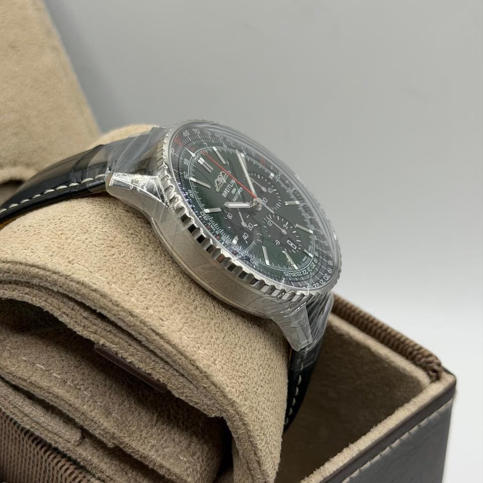 Breitling Navitimer 1 B01 Chronograph[April 2026] Full Set Freshly Dated - Navitimer B01 Chronograph