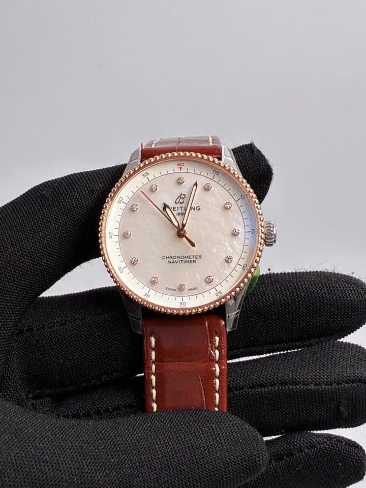 Breitling Navitimer32