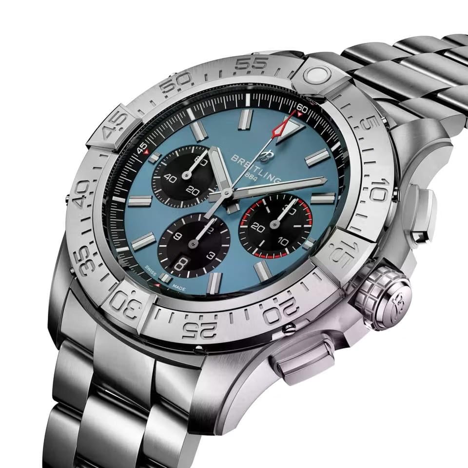 Breitling Super Avenger B01 Chronograph 46mm Blue Dial Titanium Men's Watch EB0148101 C1 E1 Complete Full Set