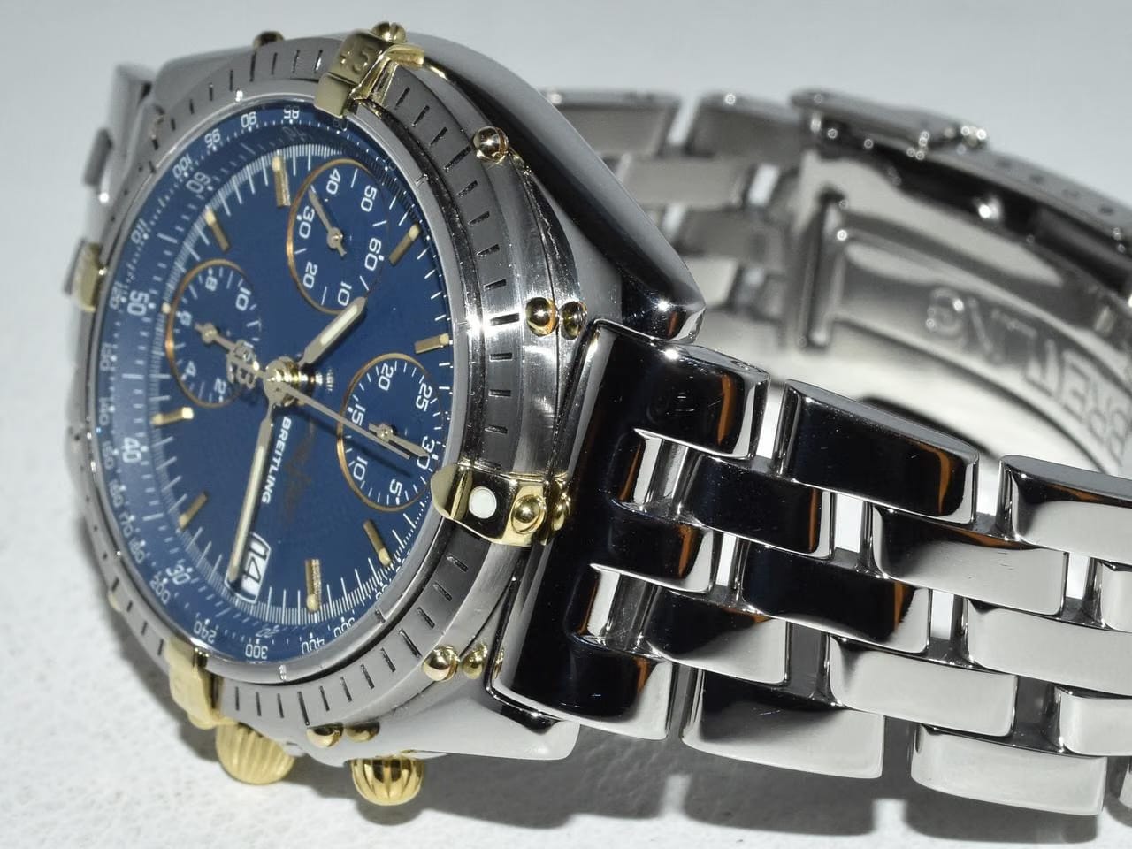 Breitling Chronomat ABSOLUTE AS NEW RARE FULL SERVICE BREITLING
