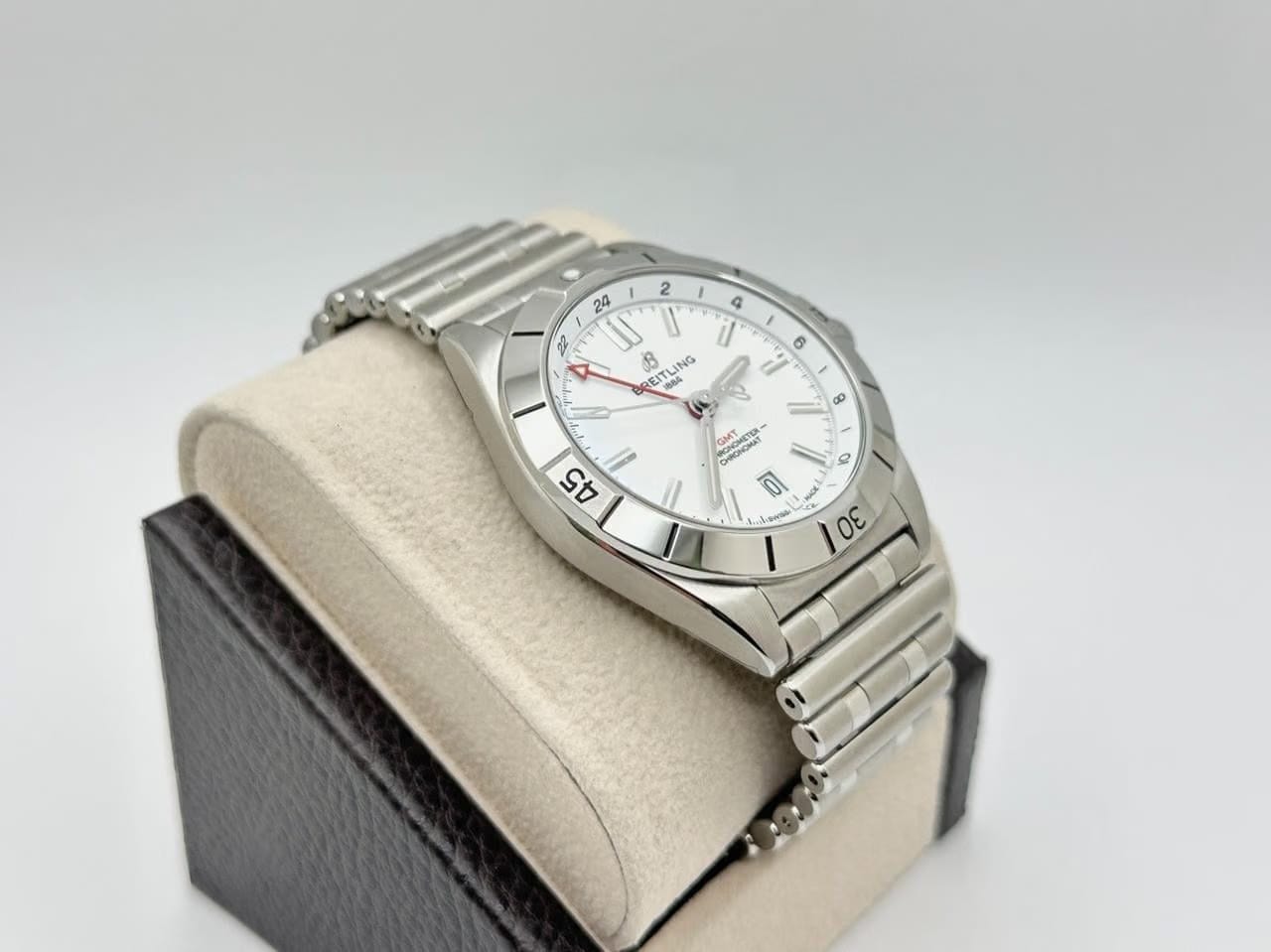 Breitling Chronomat GMT2026 NEW Breitling Chronomat GMT 40 A32398 40mm White Dial Steel Box Paper