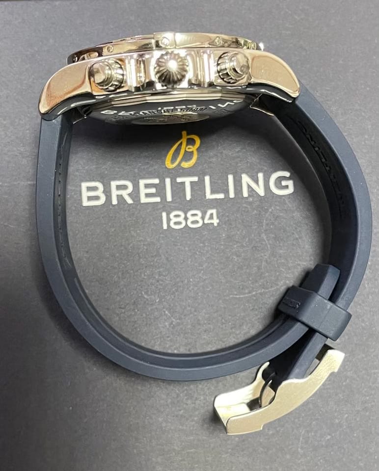 Breitling Chronomat 44 Flying Fish Full Set with Additional Strap as a gift