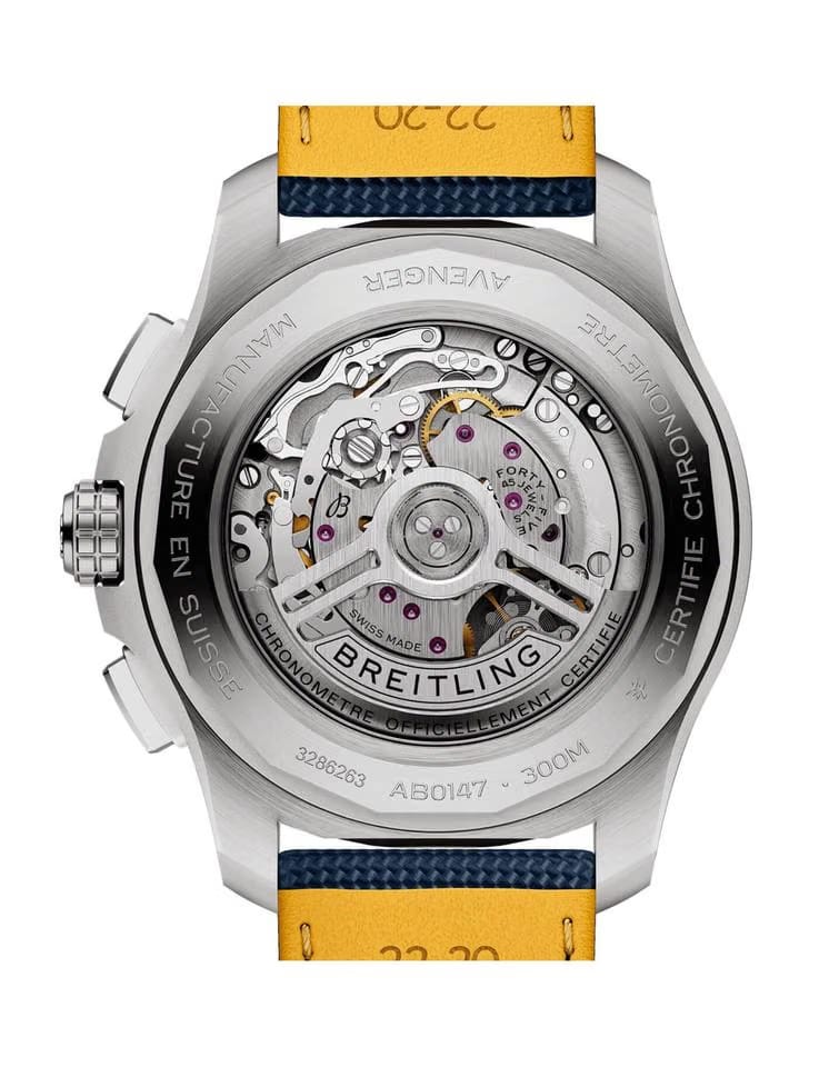Breitling Avenger BO1 Chronograph 44 AB0147101 C1 X1