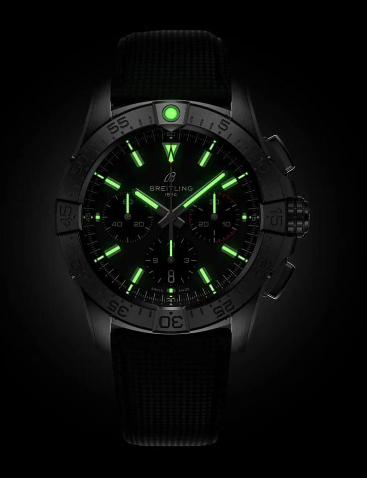 Breitling Avenger B01 Chronograph 42 AB0146101 B1 X1