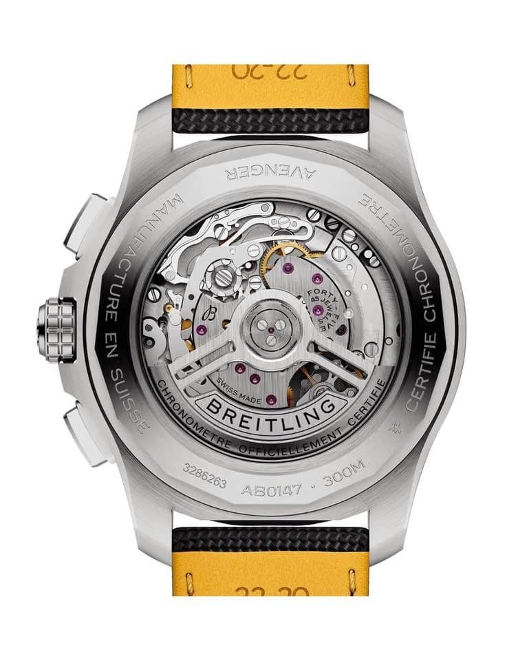 Breitling Avenger BO1 Chronograph 44 AB0147101 B1 X1