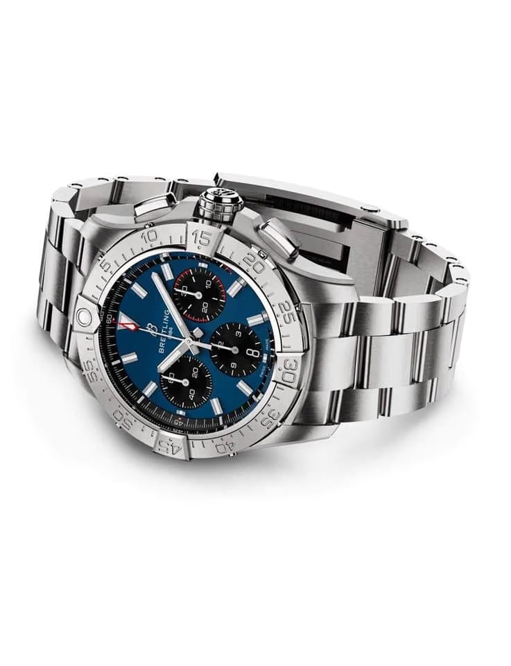 Breitling Avenger B01 Chronograph 42 AB0146101 C1 A1